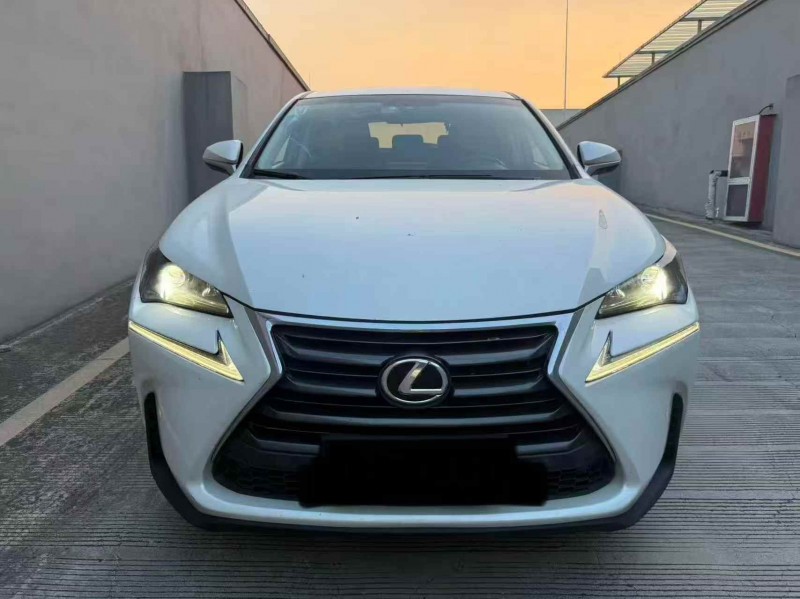 常州16年雷克萨斯NX1