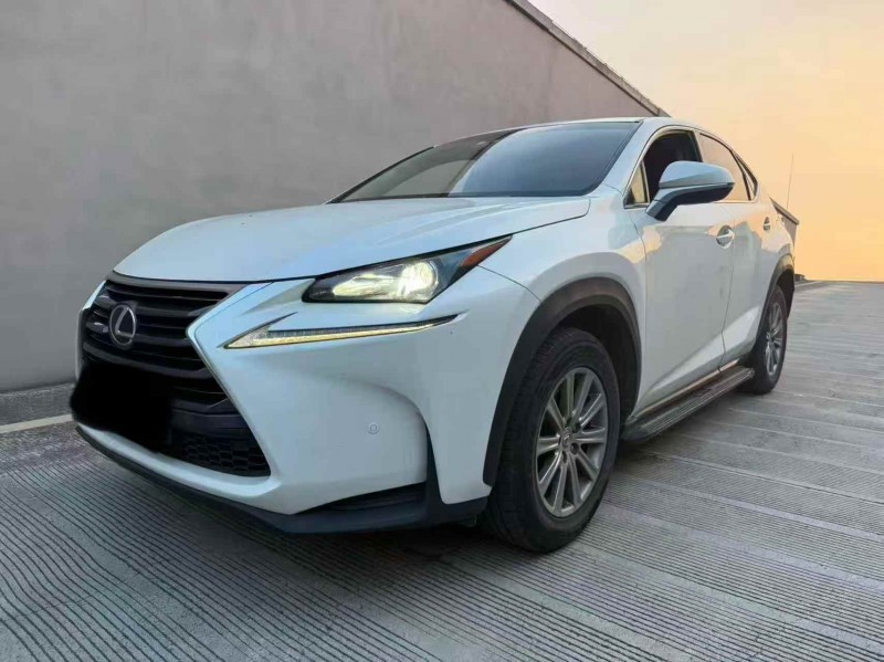 常州16年雷克萨斯NX2
