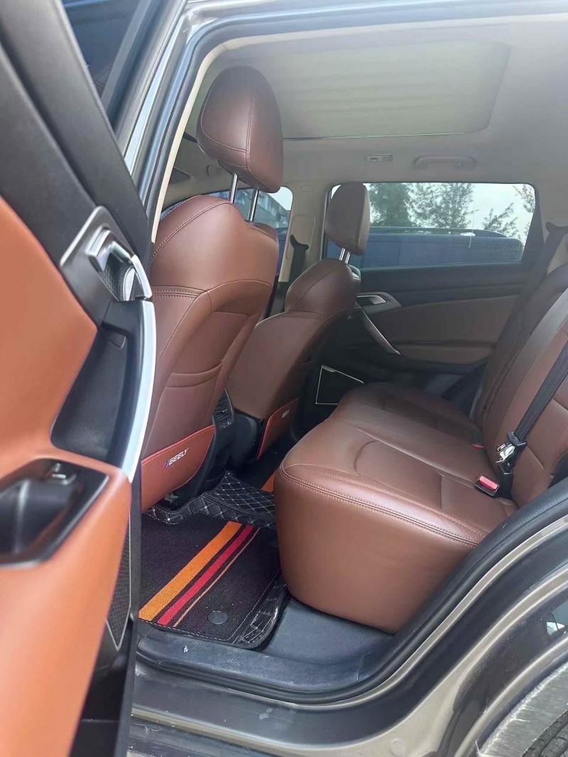菏澤22年吉利博越5