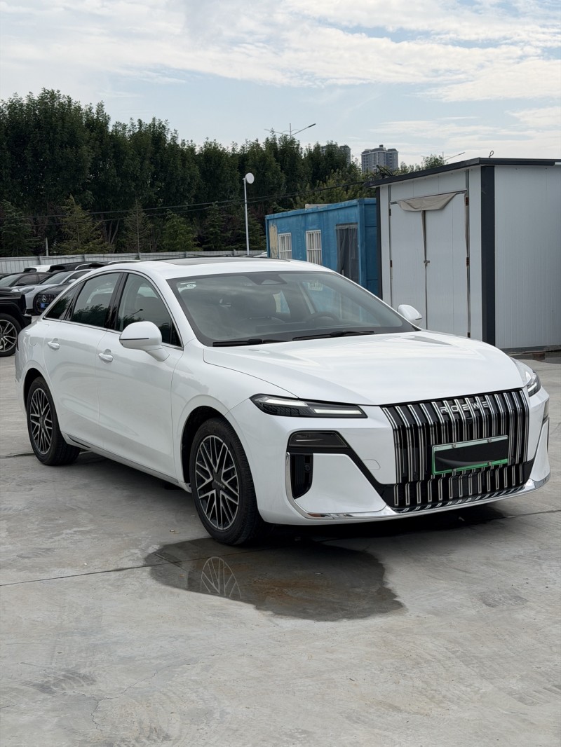 新乡26年荣威M72