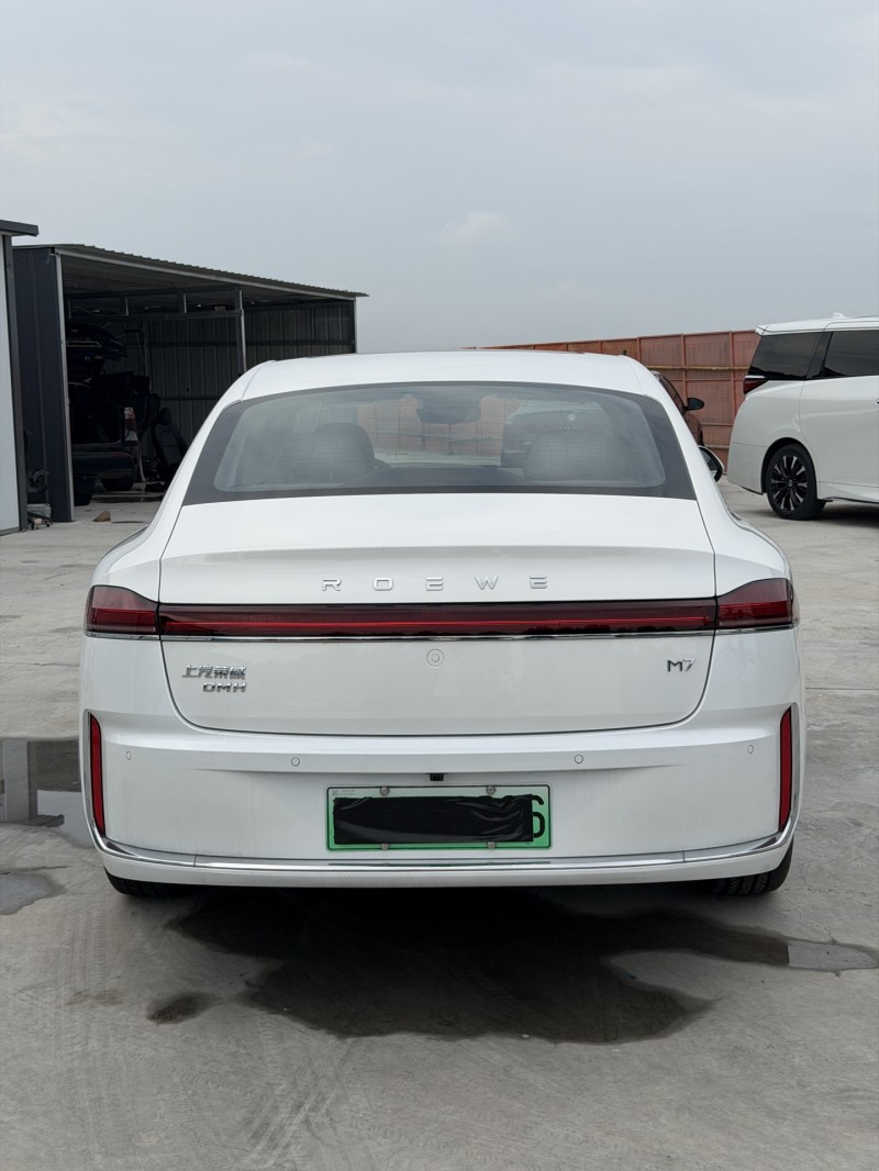 新乡26年荣威M77