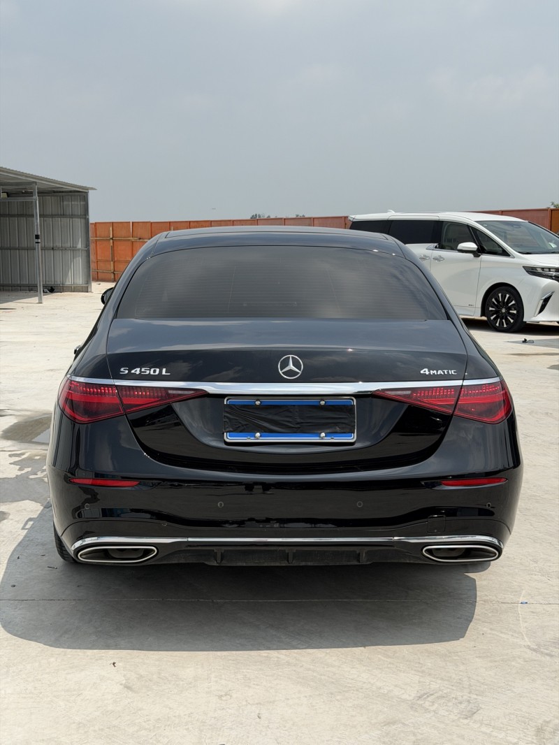 新乡23年奔驰S5