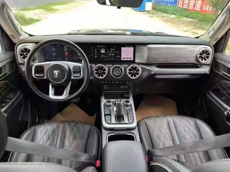 新乡23年长城汽车坦克4