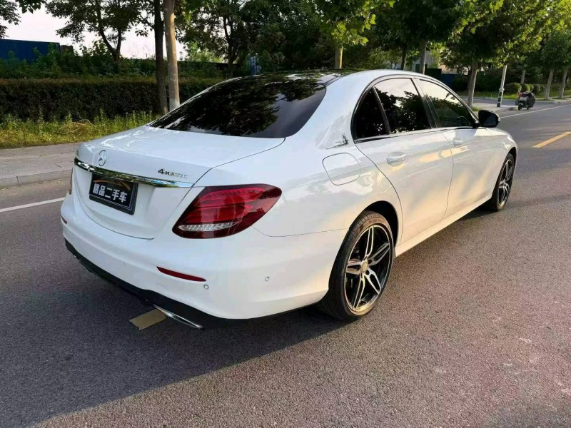 徐州17年奔驰E4