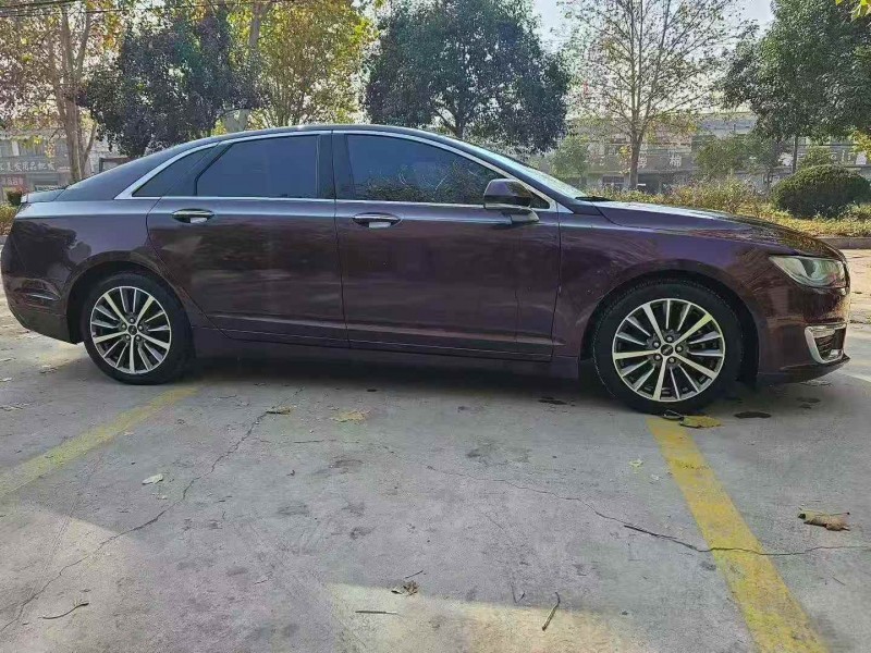 济宁18年林肯MKZ2
