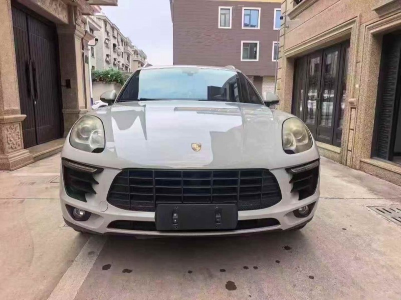 菏泽18年保时捷Macan1