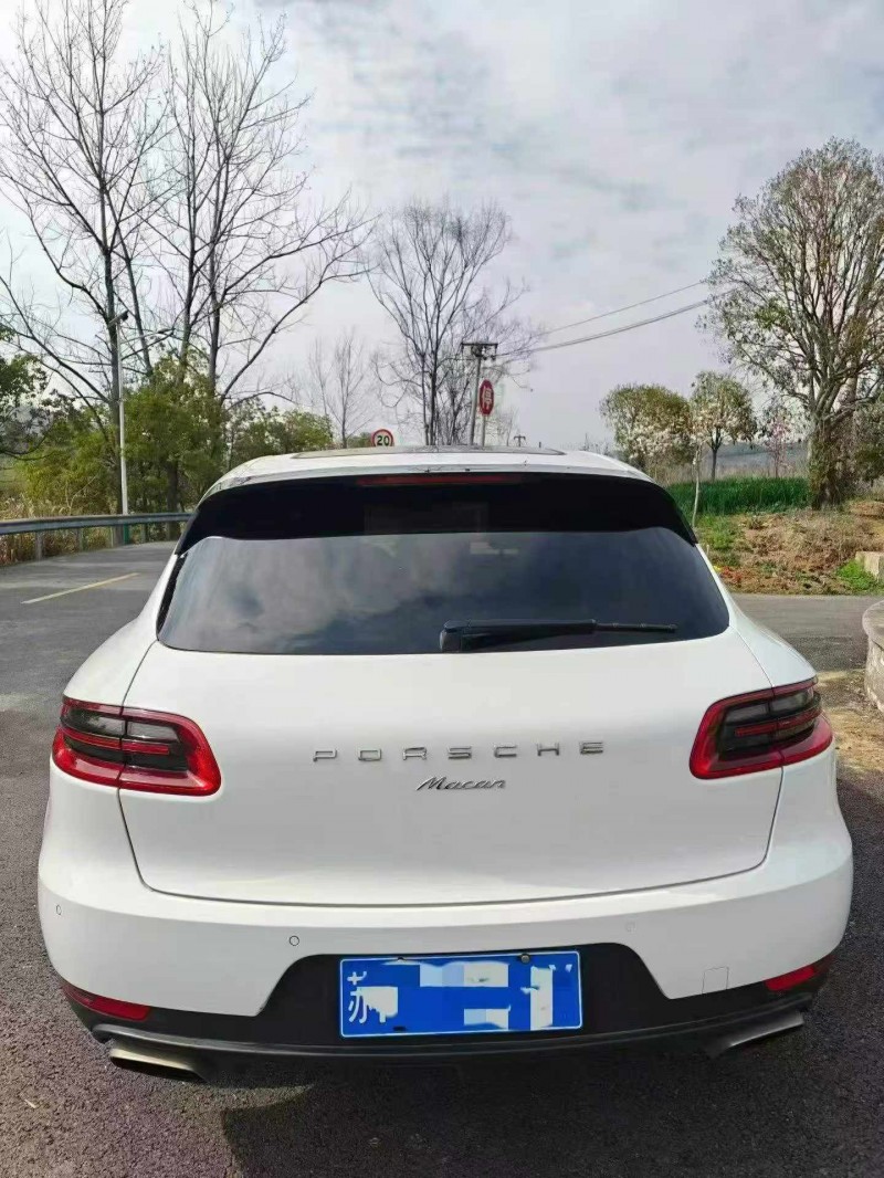 安庆16年保时捷Macan9