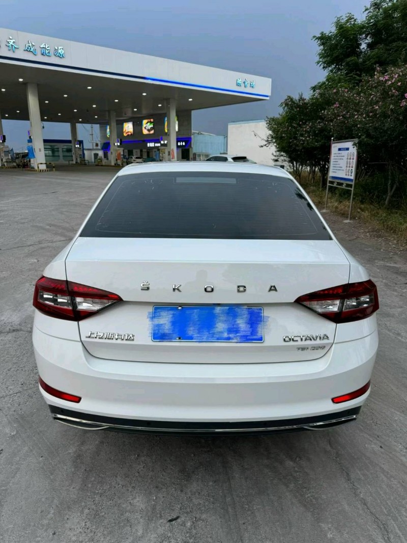 东营21年斯柯达明锐7