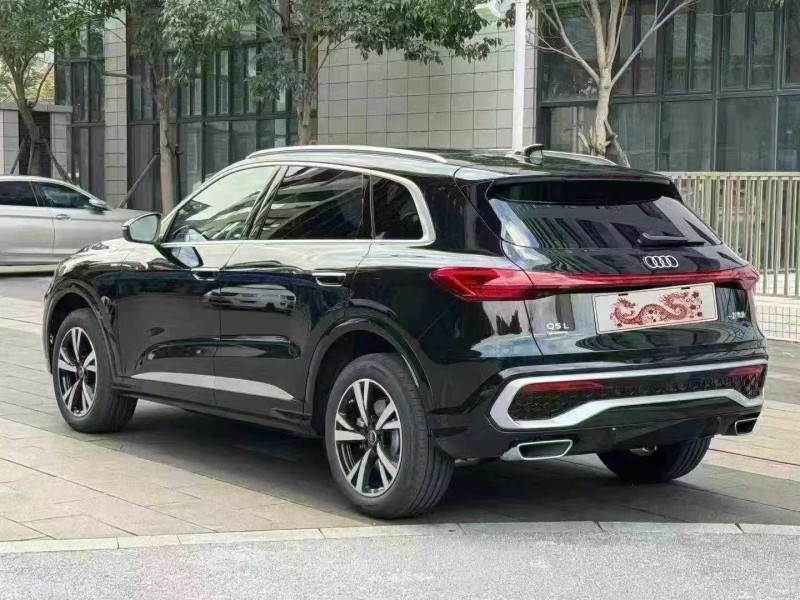 佛山26年奥迪Q58