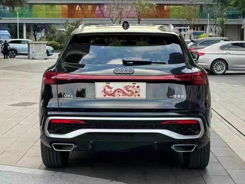 佛山26年奥迪Q59