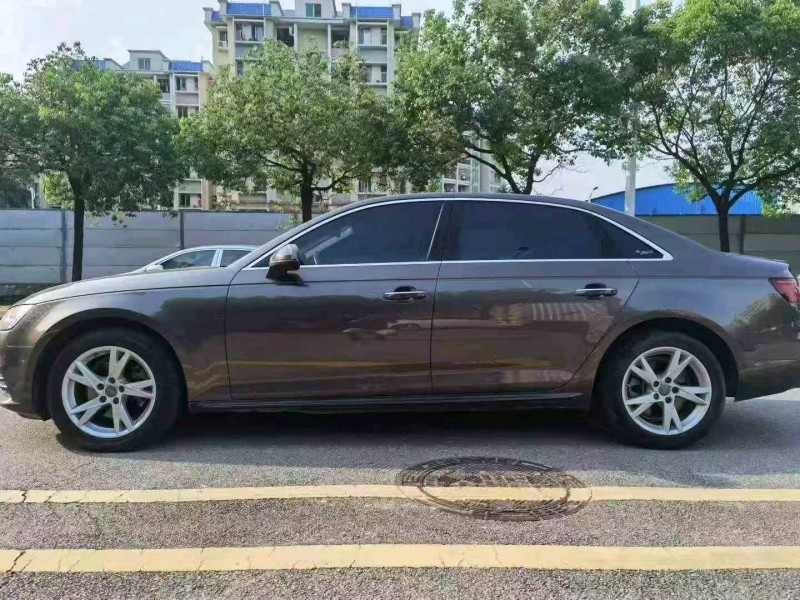 广州18年奥迪A4L3