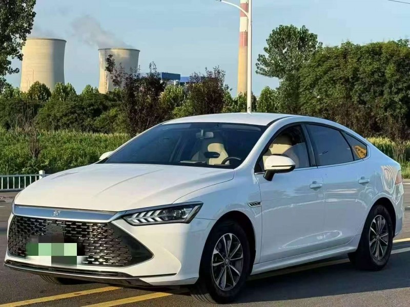 延安25年比亚迪秦3