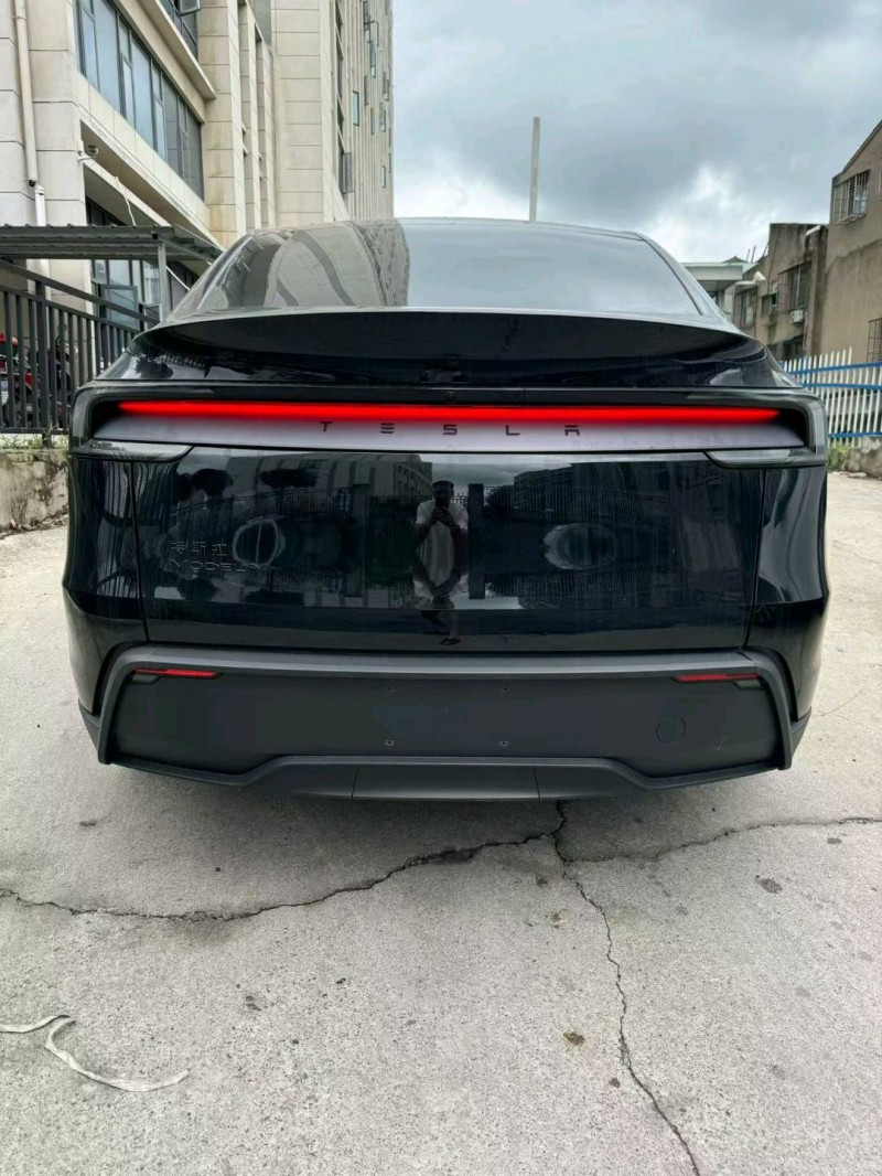 襄阳26年特斯拉MODEL Y4