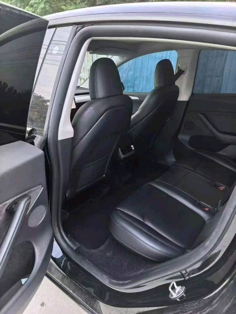 新乡24年特斯拉MODEL Y4