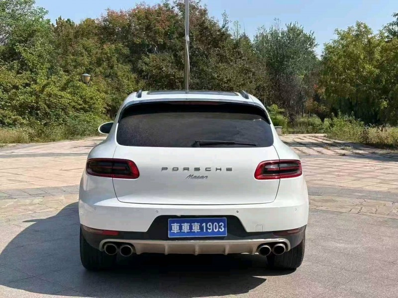 潍坊17年保时捷Macan9
