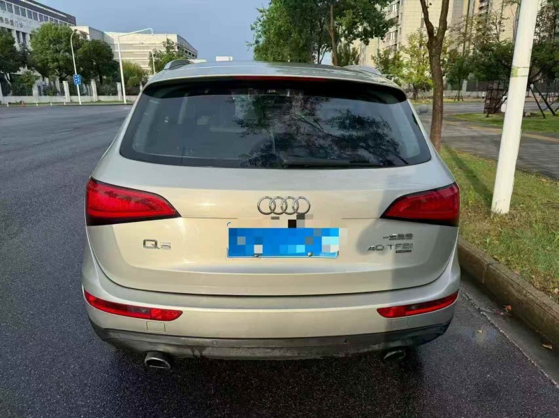 鄂州15年奥迪Q59