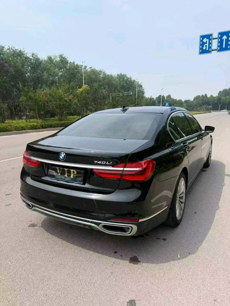 枣庄17年宝马7系9