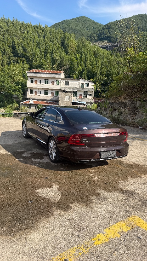 重庆18年沃尔沃S905