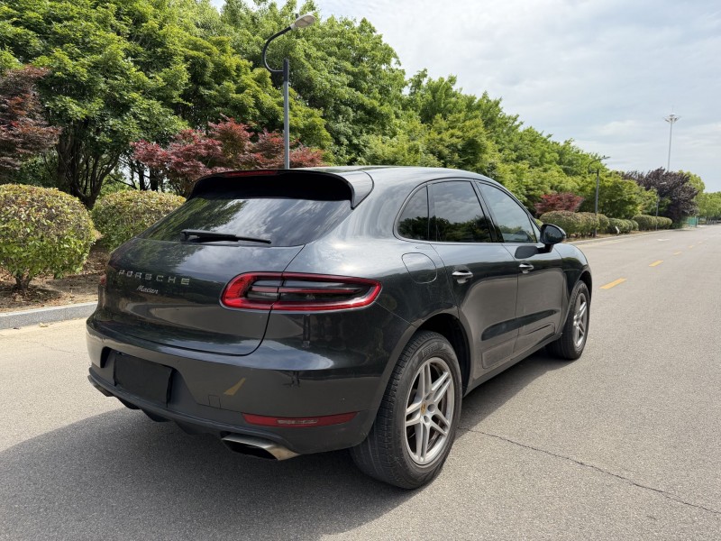 淄博18年保时捷Macan9
