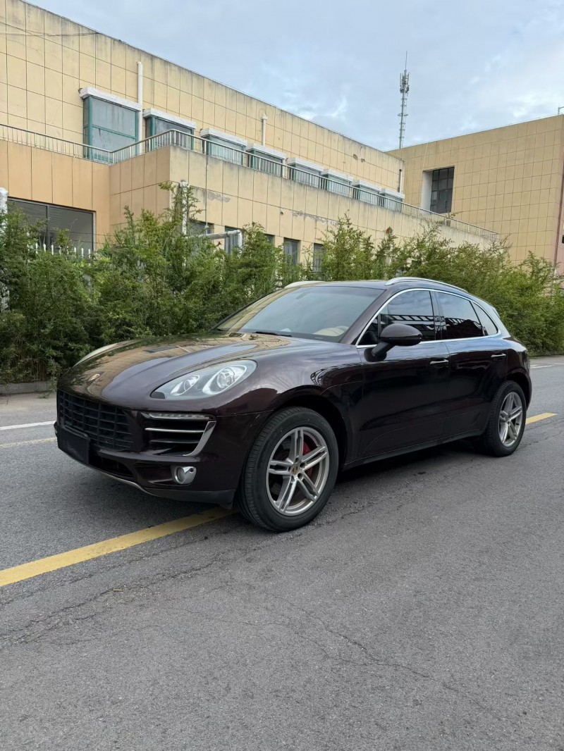 宿迁15年保时捷Macan2