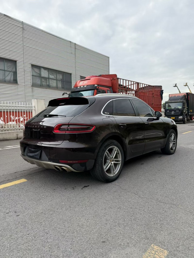 宿迁15年保时捷Macan8