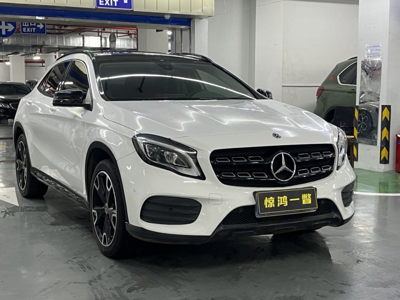 深圳19年奔馳GLA2