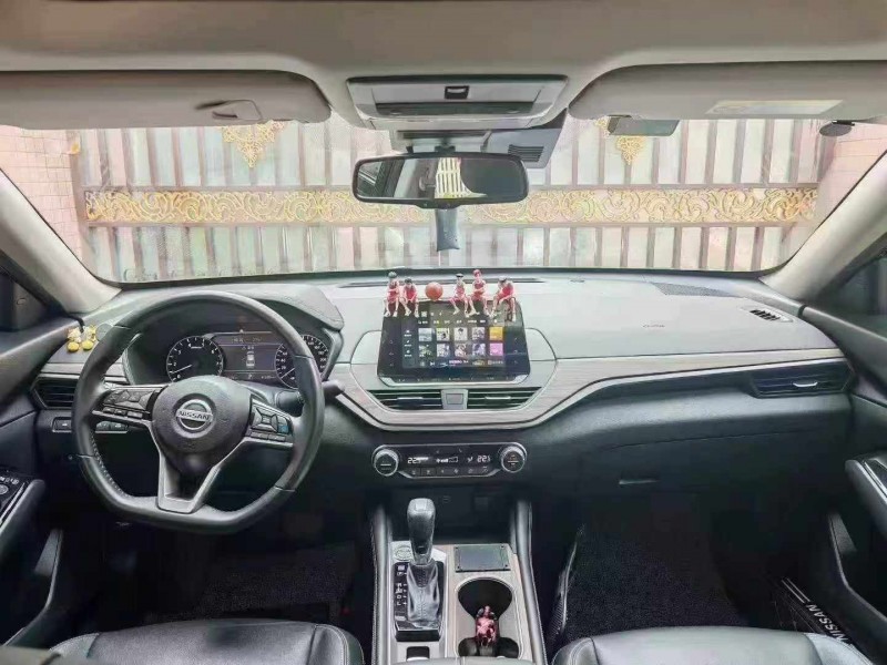 東莞22年日產天籟5