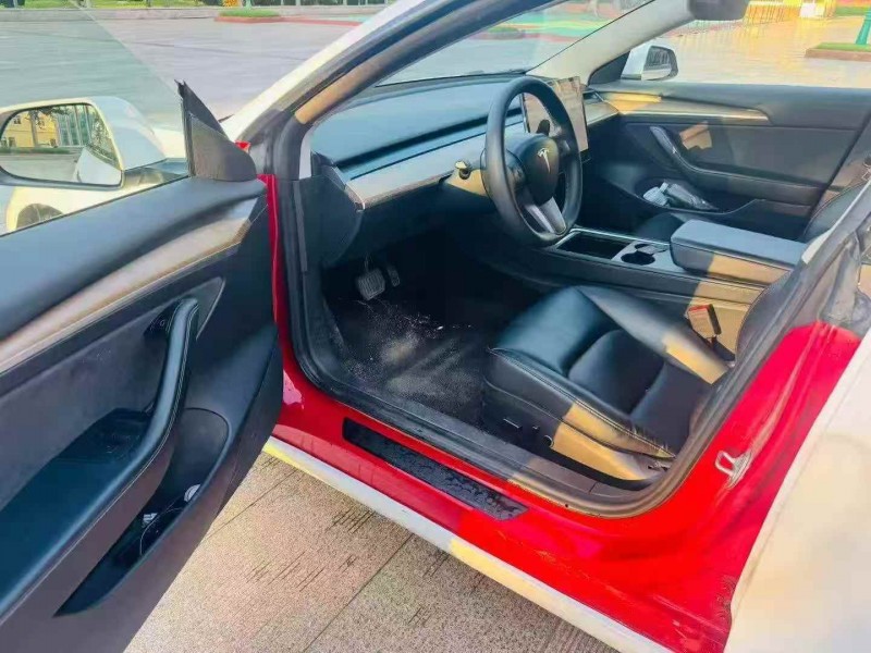 潍坊21年特斯拉MODEL 35