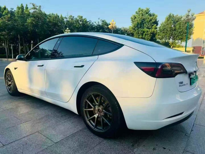 潍坊21年特斯拉MODEL 37