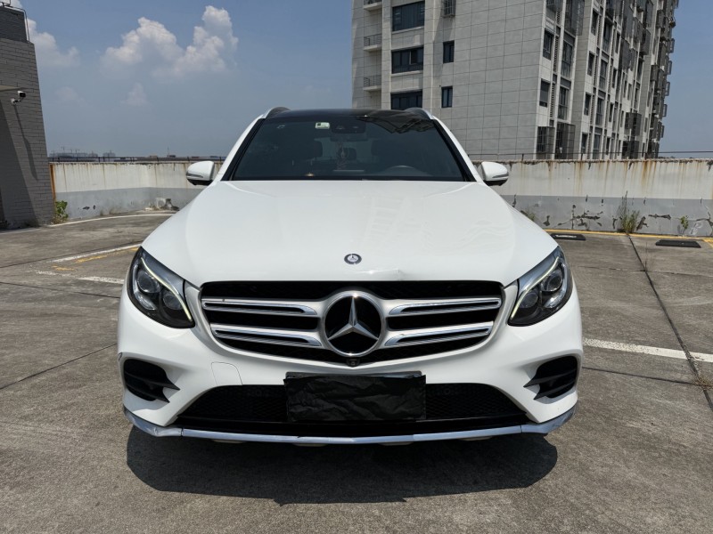 盐城17年奔驰GLC1