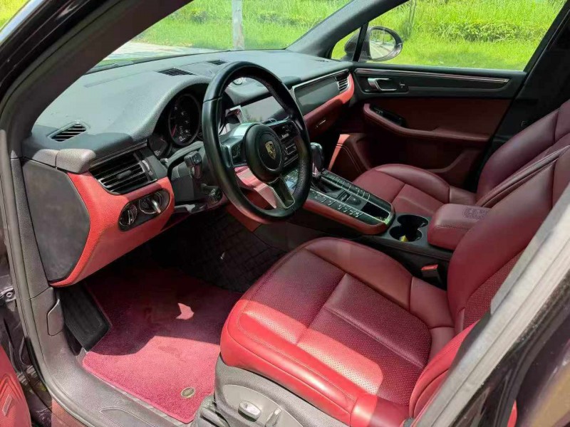 徐州19年保时捷Macan7