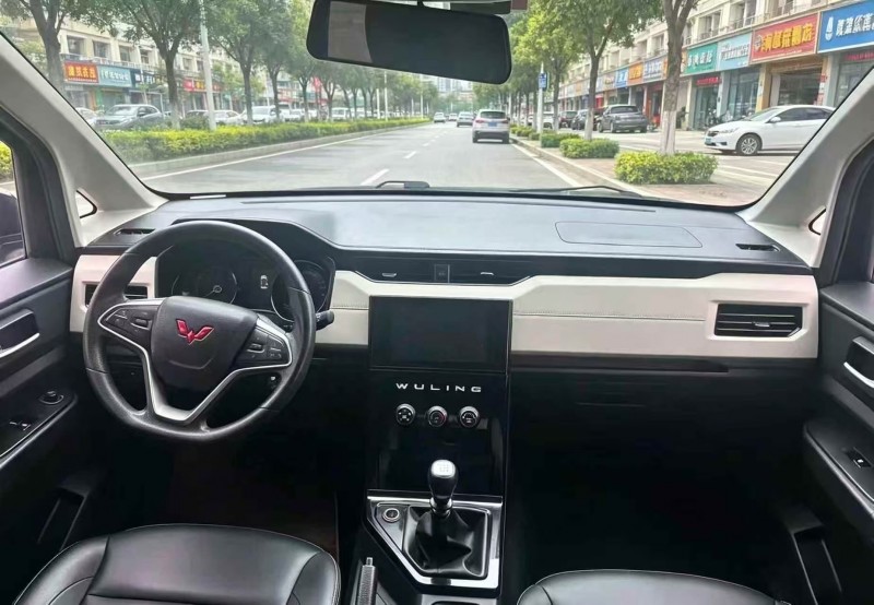 深圳24年五菱汽车征程8