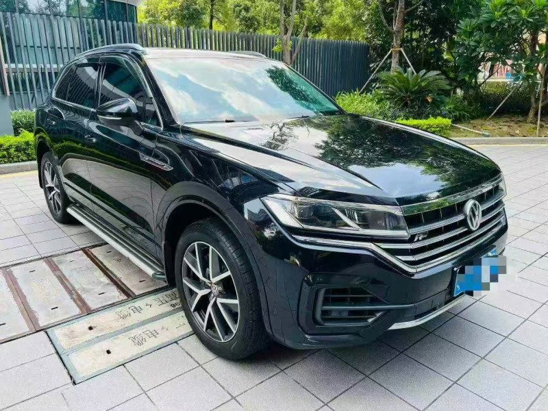 深圳19年大众途锐2