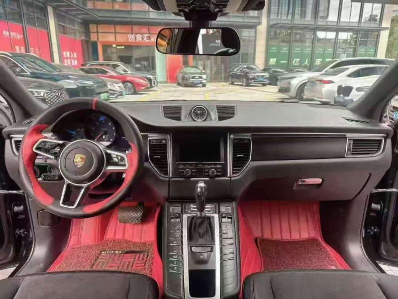 深圳15年保时捷Macan6
