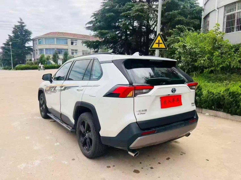 烟台23年丰田RAV49