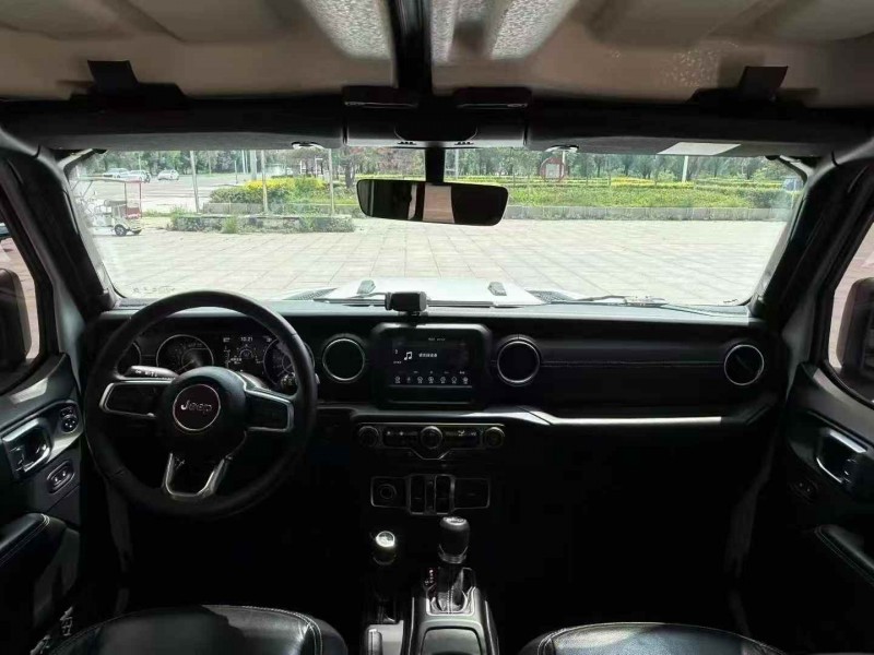 吉林19年Jeep牧马人6