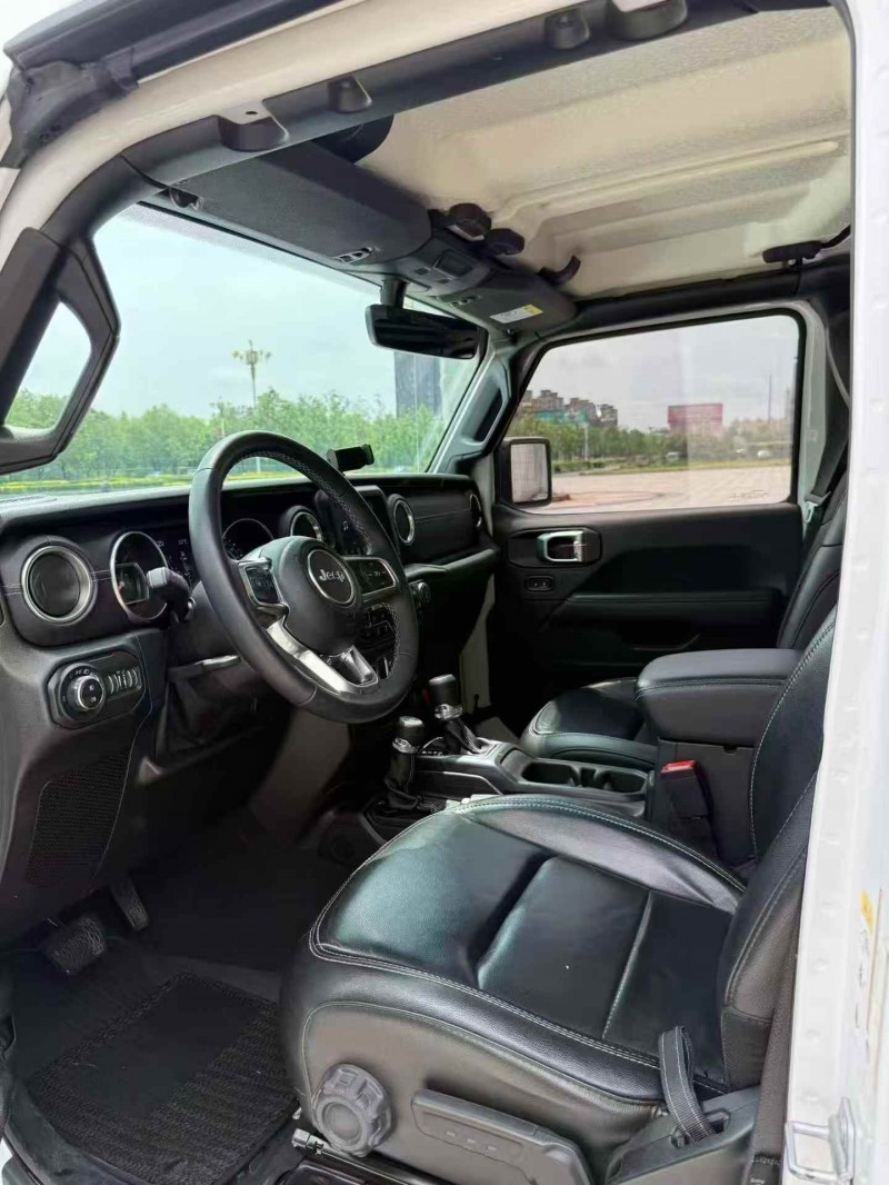吉林19年Jeep牧马人9