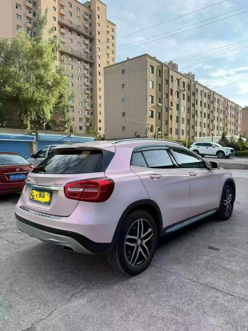 金昌16年奔驰GLA8