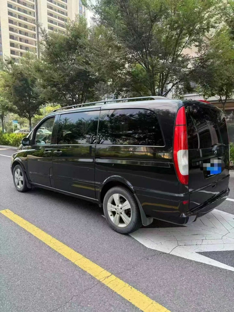 淄博10年奔驰唯雅诺6