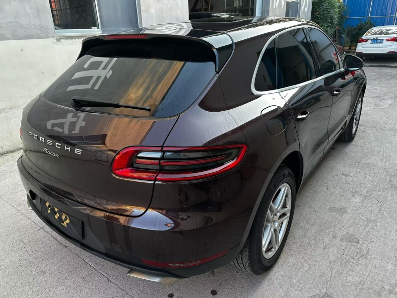 潍坊18年保时捷Macan7