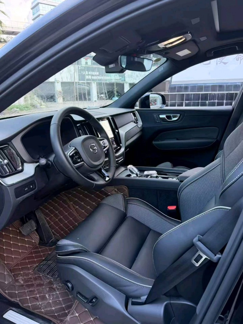 南昌25年沃尔沃XC605