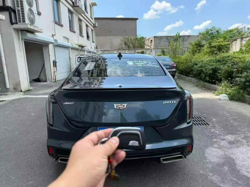 烟台20年凯迪拉克CT49