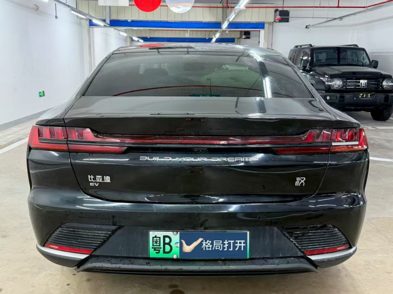 广州21年比亚迪汉9