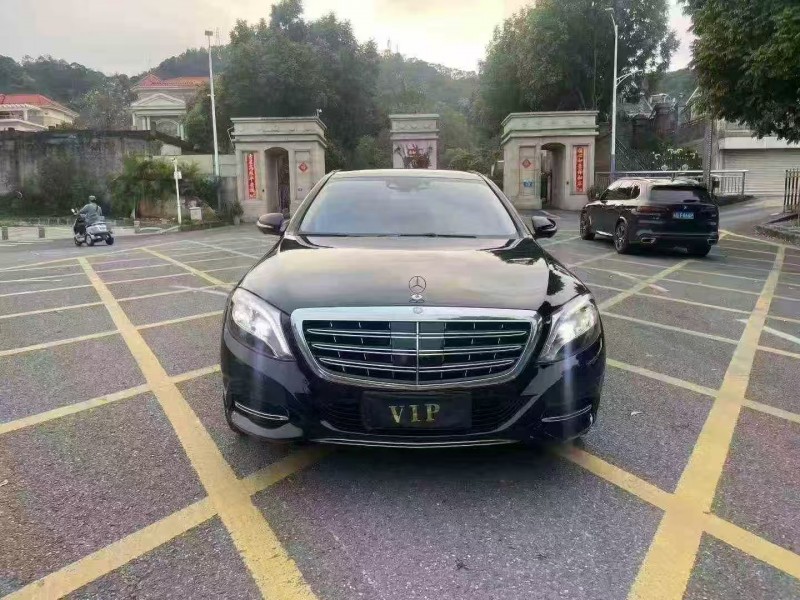 深圳16年奔驰迈巴赫S级1