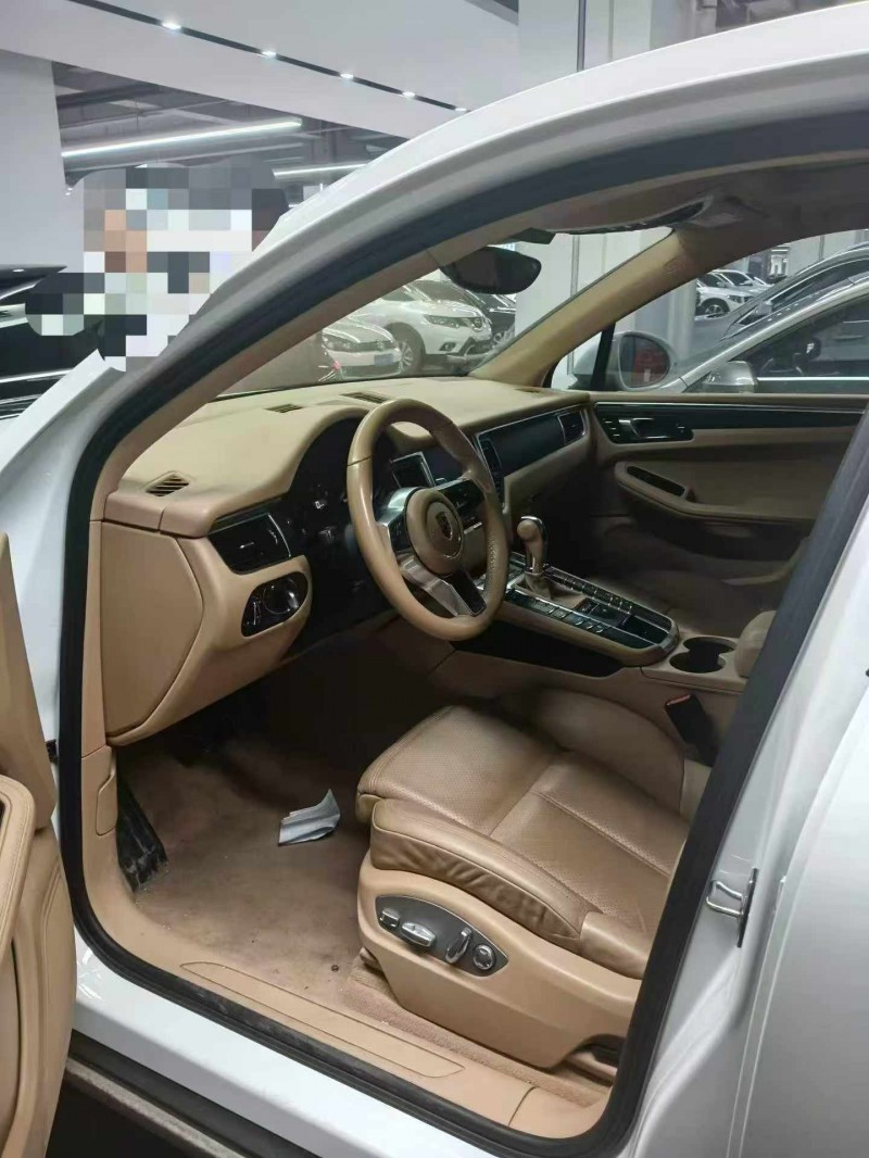 咸阳17年保时捷Macan4