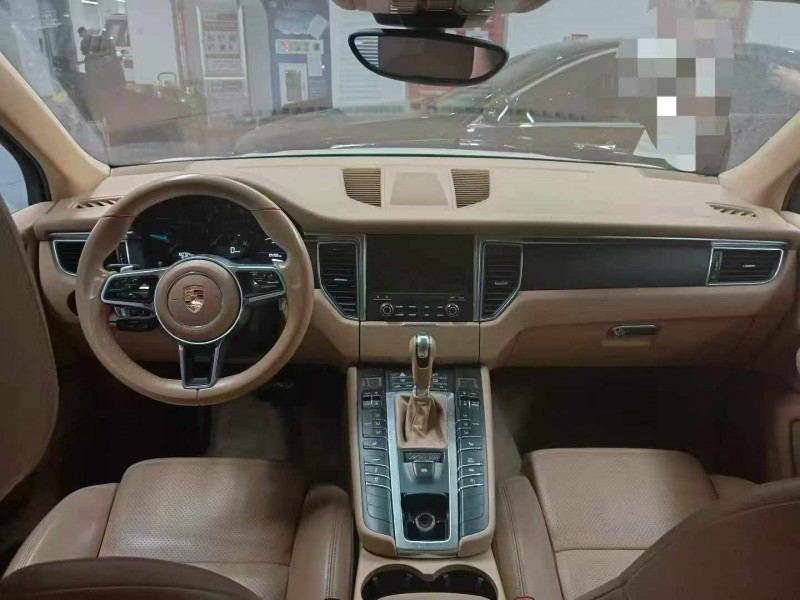 咸阳17年保时捷Macan5