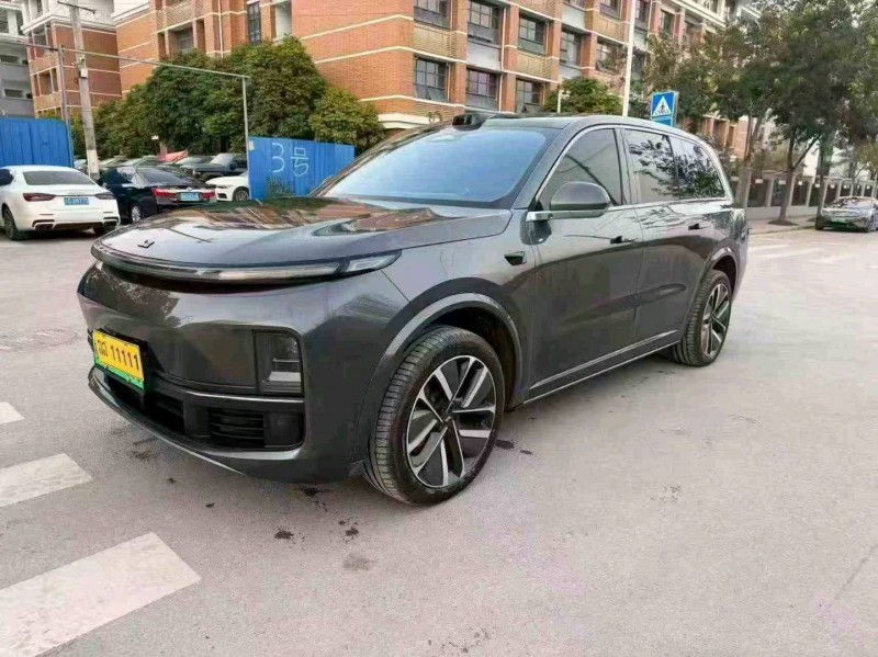 南宁23年理想L95