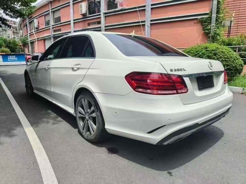 金华16年奔驰E7