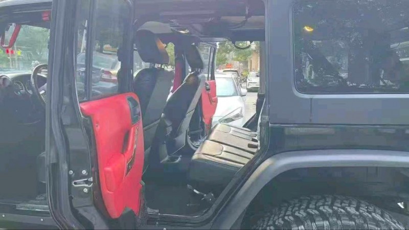 南通18年Jeep牧马人5
