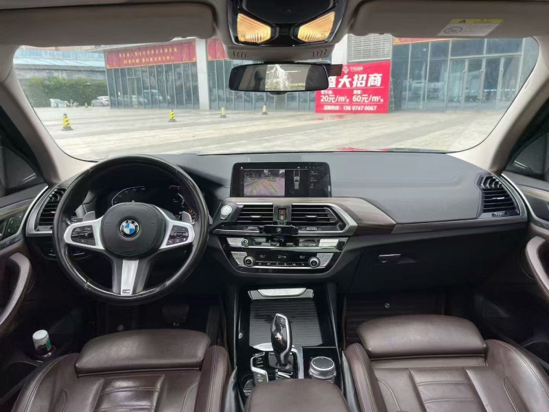 广州21年宝马X36